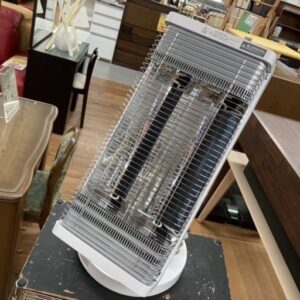 2022年製ダイキン セラムヒート ERFT11ZSの本体